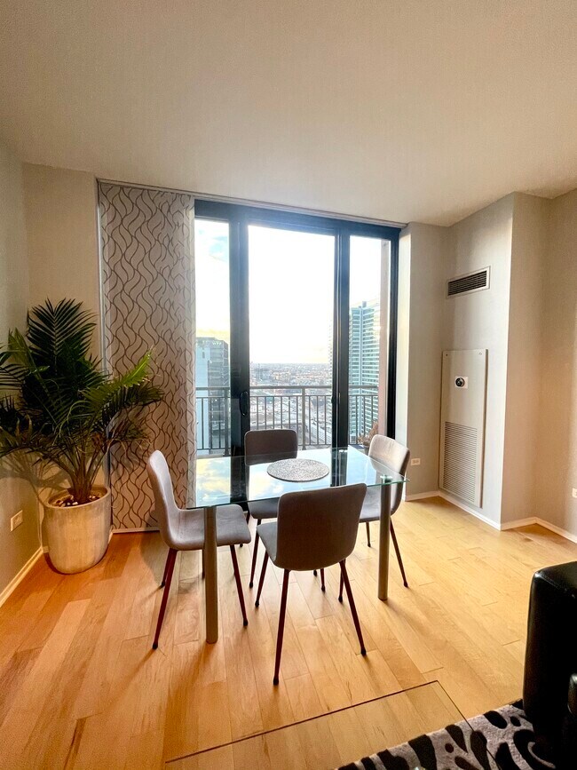 Great Views! - 330 N Jefferson St