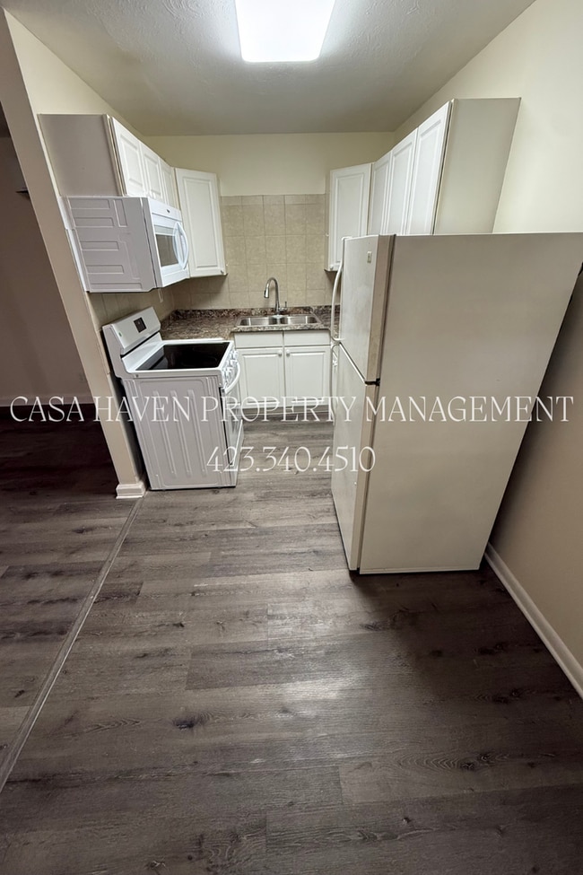 Building Photo - 189 Cedar Point Rd