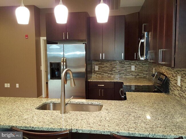 Foto del edificio - 3863 Terrace St