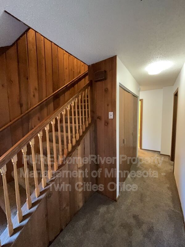 Foto del edificio - 1514 N Timber Ridge