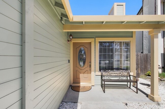 Building Photo - Charming 3 Bed / 2 Bath Home in Woodland
