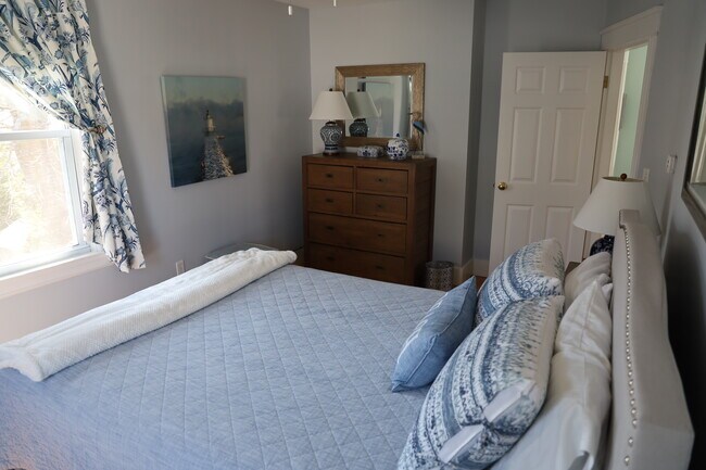 Bedroom #1 with queen - 46 Hillside Ave