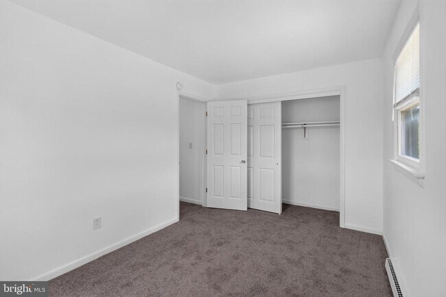Building Photo - 351 Calvert St