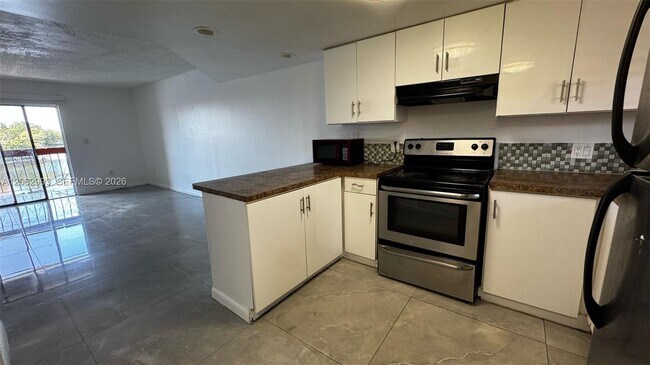 Foto del edificio - 5530 W 26th Ct