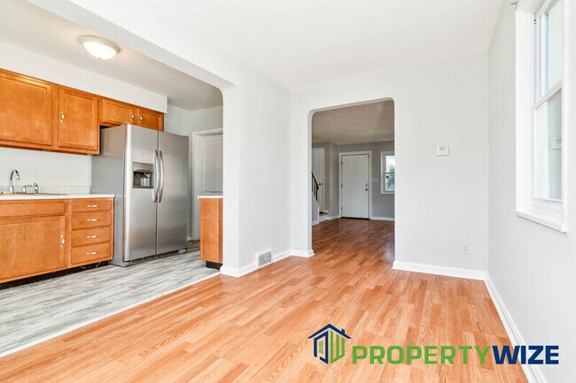 Foto del edificio - 3705 Midheights Rd