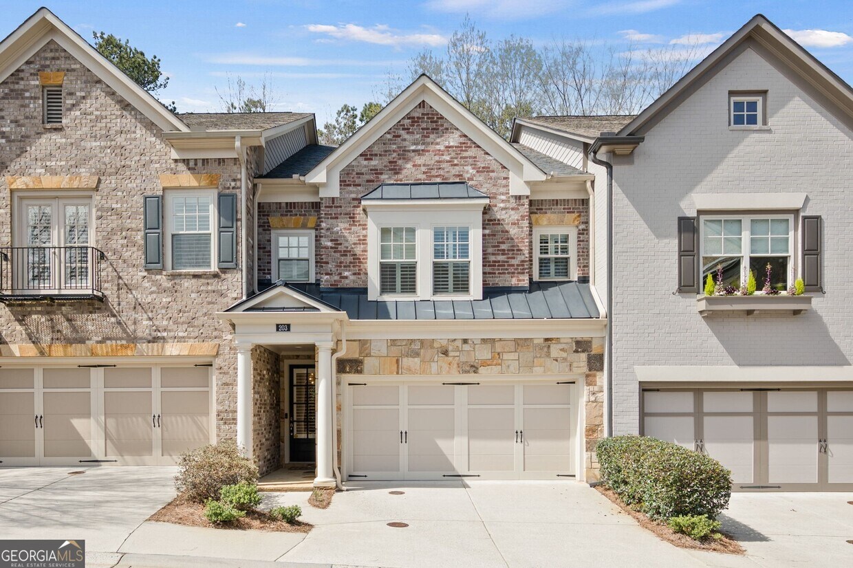 Foto principal - 203 Nottaway Ln