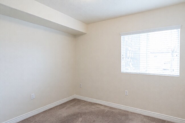 Foto del edificio - 56 E Resaca Dr