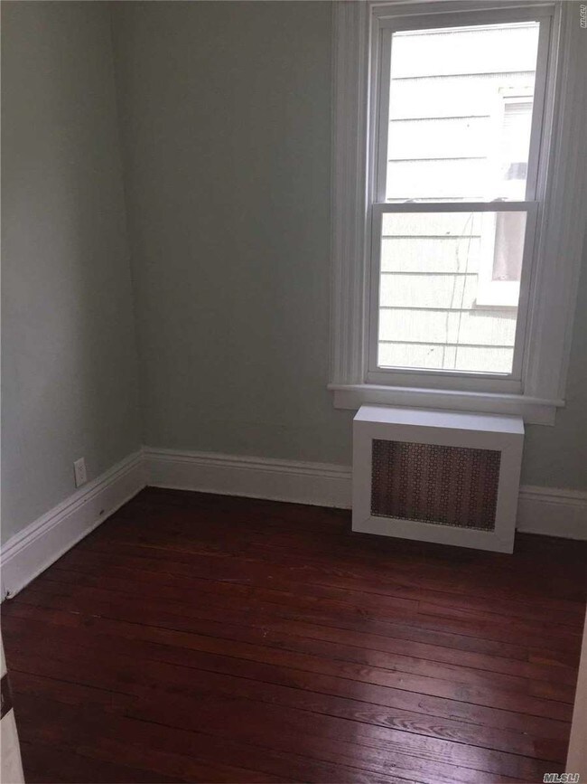 Foto del edificio - 102-16 91st Ave