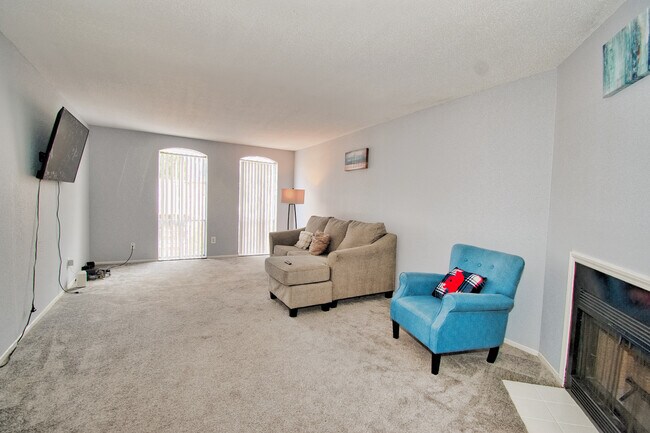 Foto del edificio - 4641 Wild Indigo St