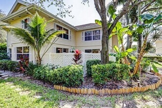 Building Photo - 8137 Bridgewater Ct