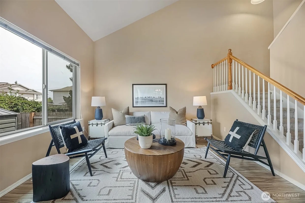 Foto principal - 9323 4th Ave W