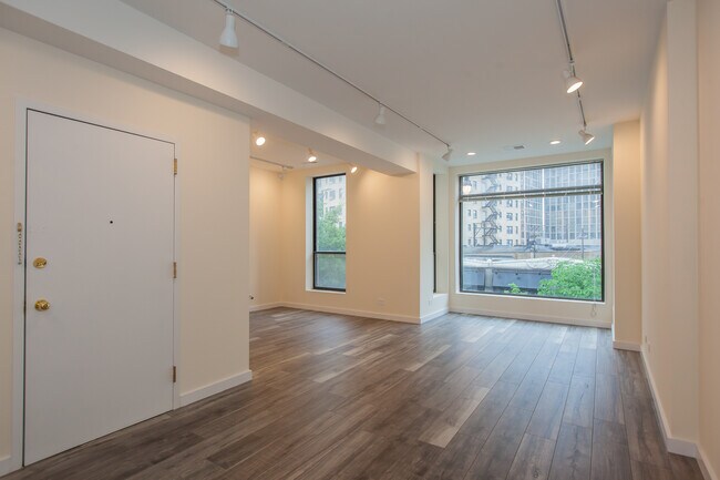 Foto del edificio - 2336 N Clark St