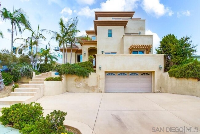 Building Photo - 5385 La Jolla Mesa Dr