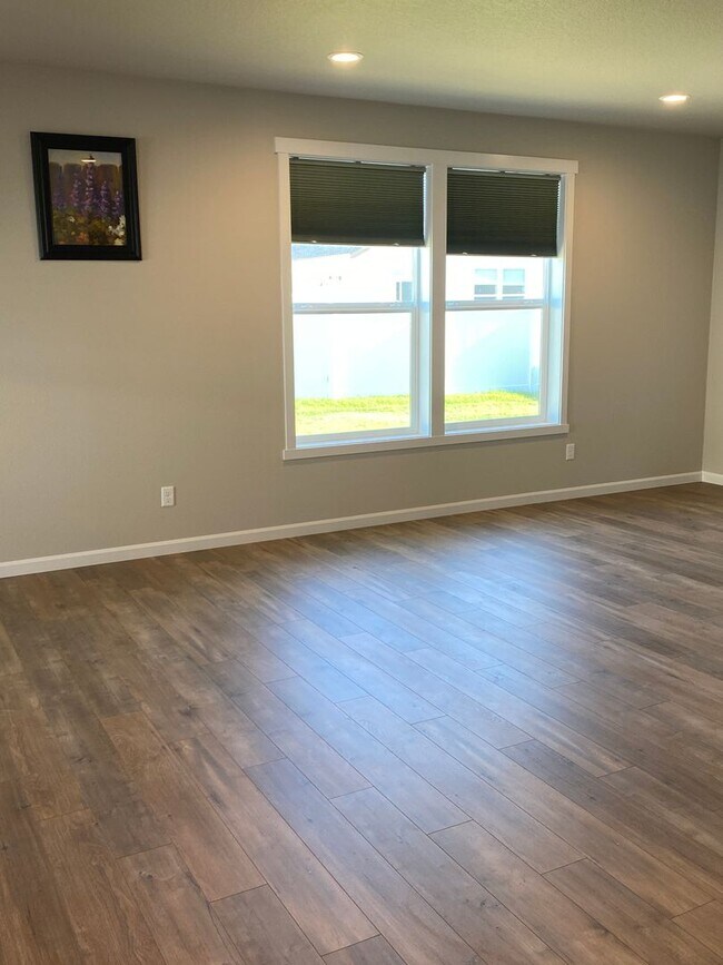 Building Photo - New Construction Aho Home!