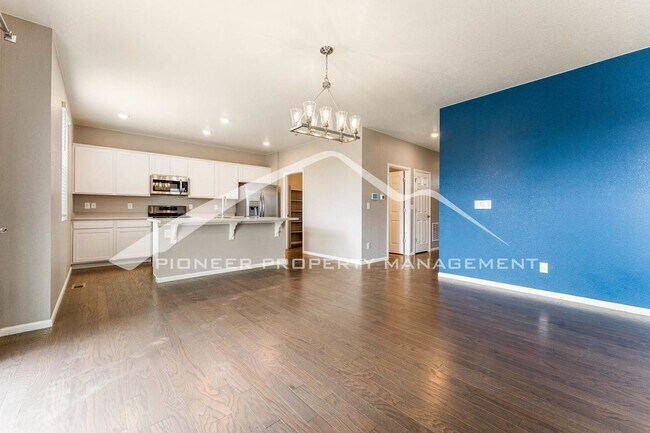 Foto del edificio - Beautiful Home with Fenced Yard and Central AC