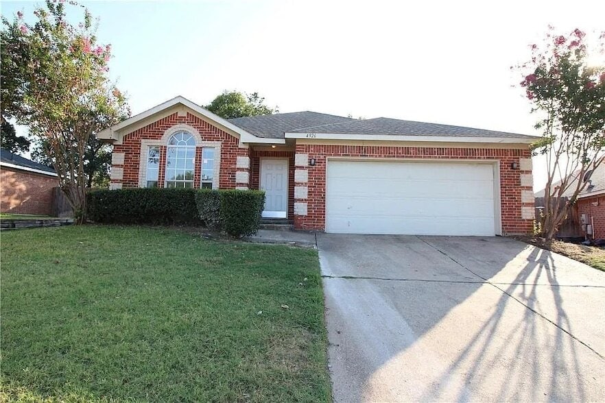 Primary Photo - 4926 Brazoswood Cir