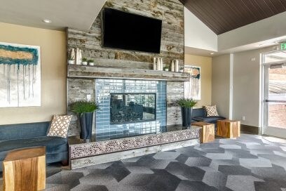 Foto del edificio - 2200 S Tyler Dr