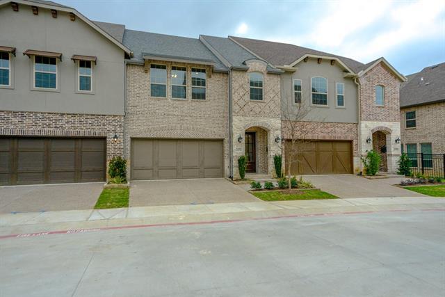 Foto principal - 2472 King Arthur Blvd