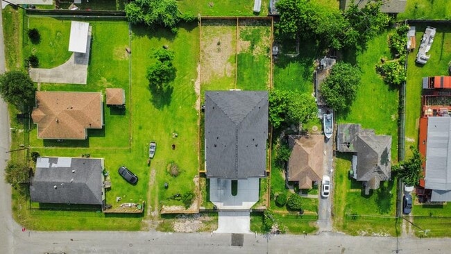 Building Photo - 6710 Letcher St