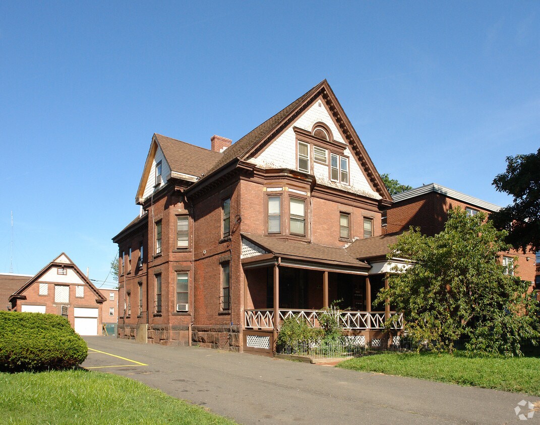 Primary Photo - 35-37 Imlay St