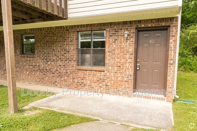 Building Photo - 26 Nicole Ln.