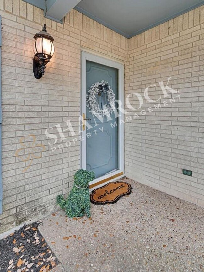 Foto del edificio - 4-Bedroom Windmill Hill Home