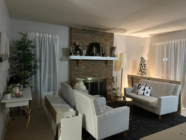 Foto del edificio - 183 Blakeford Dr