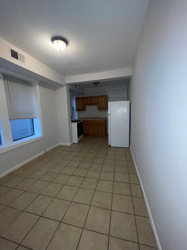 Foto del edificio - 2206 S Marshall Blvd