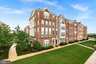 Building Photo - 42788 Lauder Terrace