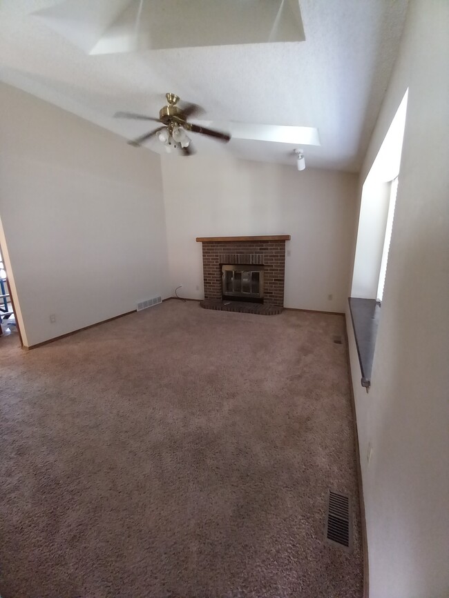 Foto del edificio - 3245 Ash Hopper Ln