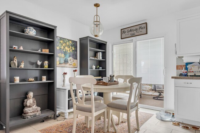 Foto del edificio - 760 Thousand Oaks Dr