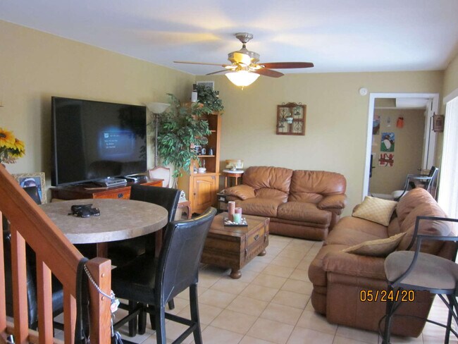 Building Photo - 8413 Boca Rio Dr