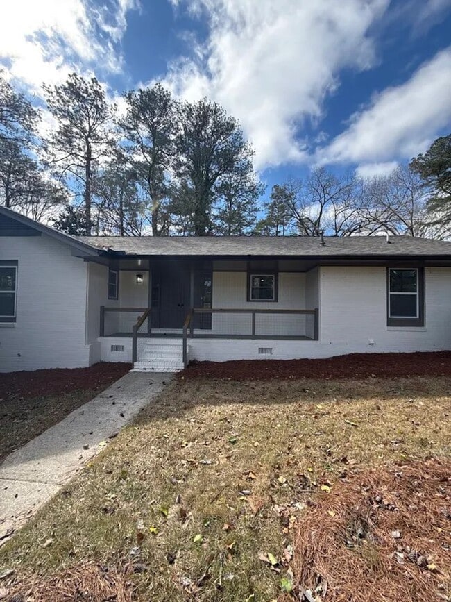 Building Photo - Spacious 4BR/3BA Retreat in Decatur