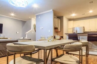 Building Photo - 3001 Murworth Dr