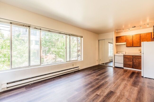 Interior Photo - Camelot Apartments