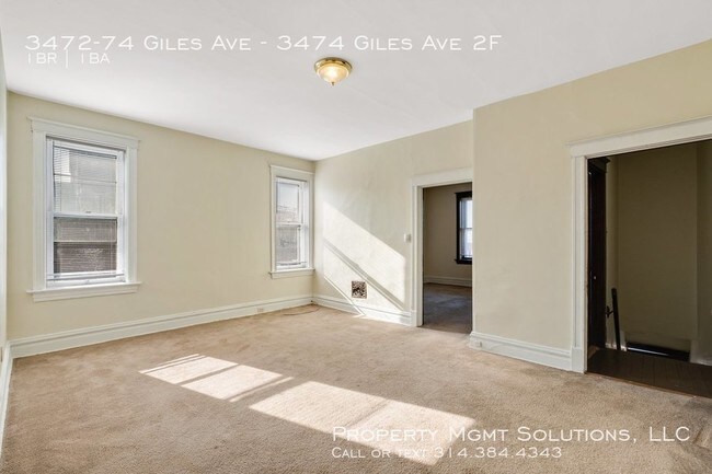 Building Photo - 3472 Giles Ave