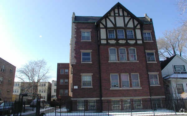 Building Photo - 7924-7926 S Kingston Ave