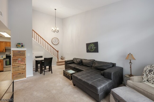 Foto del edificio - 28 Spruce Ct