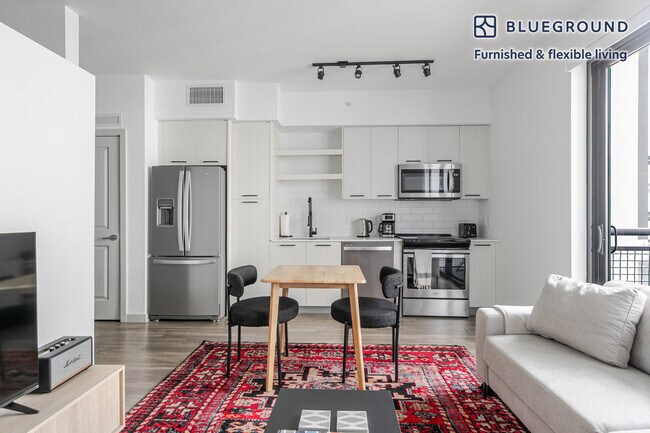 Foto del edificio - 221 SW 12th St