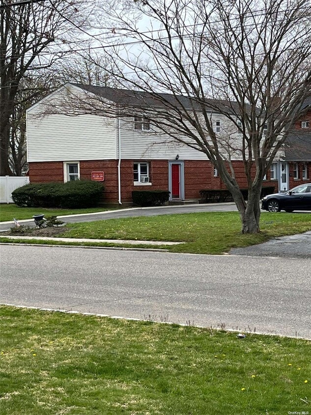 Primary Photo - 532 Milligan Ln