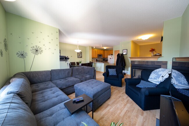 Foto del edificio - 680 N 2nd St