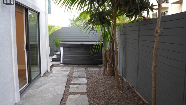 Foto del edificio - 855 Home Ave