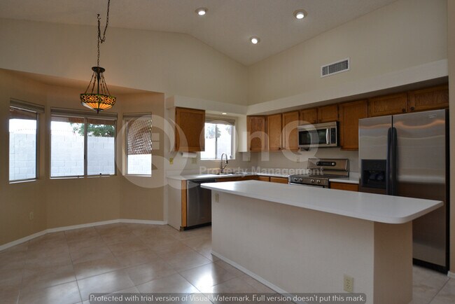Building Photo - Northgate Village! 2 Bed/2 Bath!
