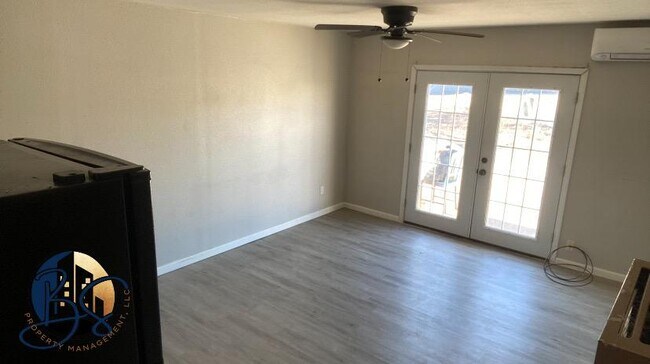 Foto del edificio - 1104 West Broadway St, Apt 5