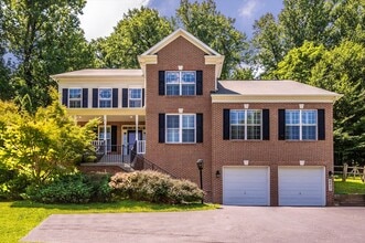 Building Photo - 6657 S Clifton Rd