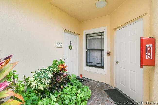 Building Photo - 2916 Tuscany Ct