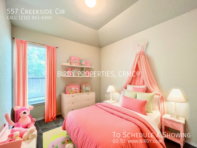 Building Photo - "Charming 3-Bed, 2-Bath Multiplex in Sceni...