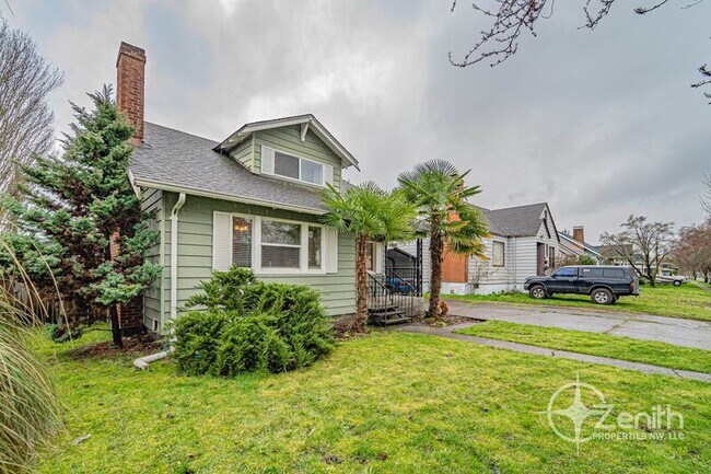 Building Photo - 2815 Field St