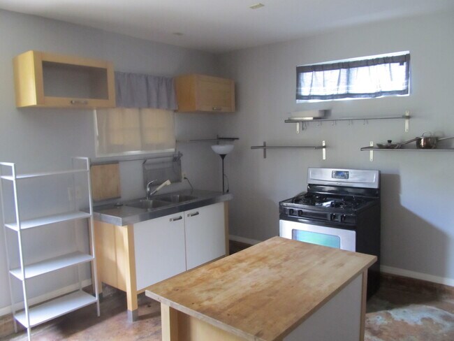 Photo - Cleveland (317) #A-B Apartment