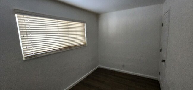 Building Photo - JA907-Duarte, Lance